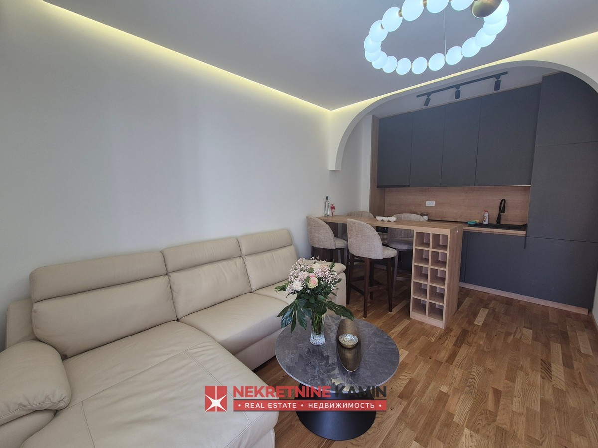 Jednosoban stan sa pogledom na more u Bečićima